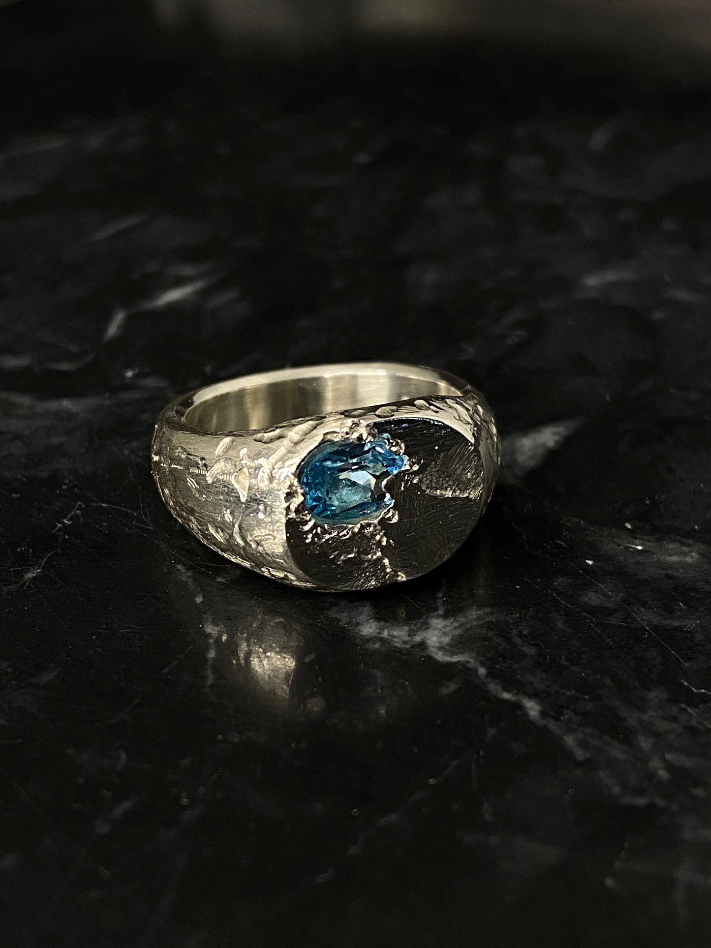 Siegelring Swiss Blue Topas