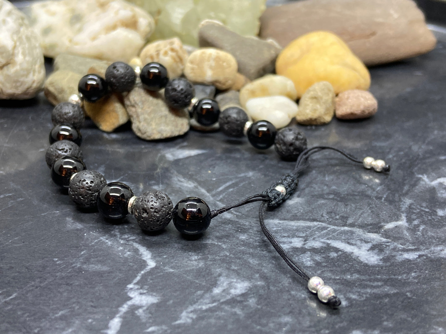 Lava und Onyx Edelstein Armband mit echten Silber Perlen