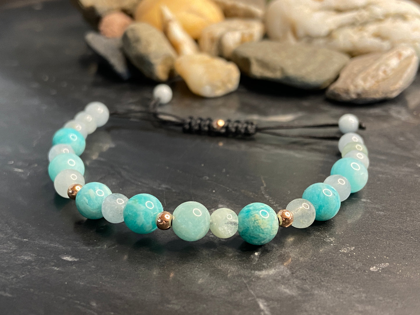 Amazonit und Aquamarin Edelstein Armband mit echten Gold Perlen