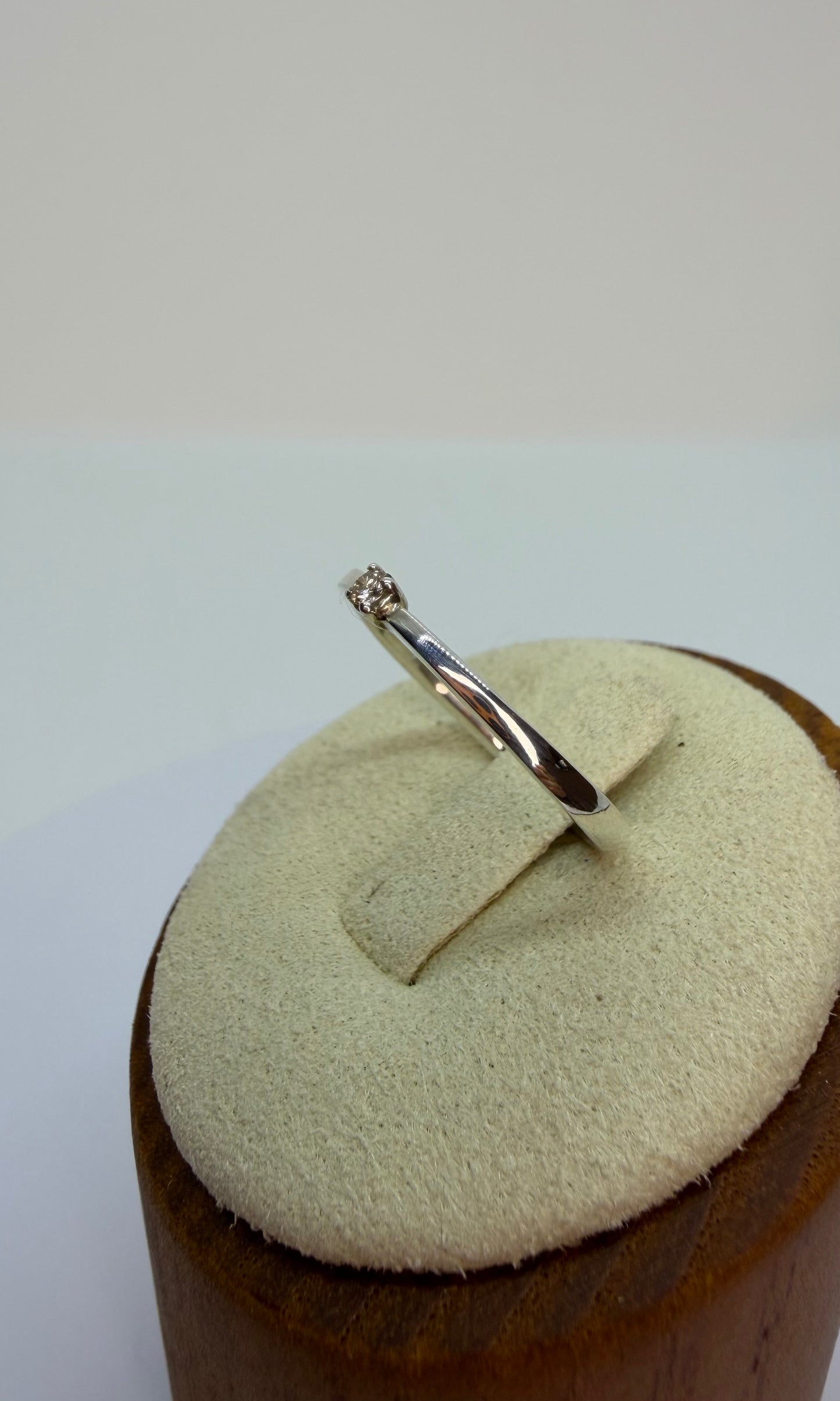 Silberring mit Champagner Diamant